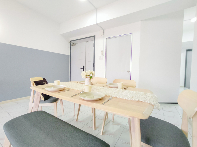 Dining Room 26