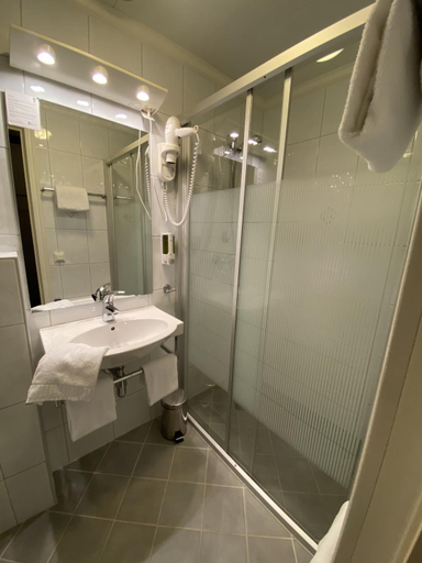 Bathroom 3, Fitjar Fjordhotell, Fitjar