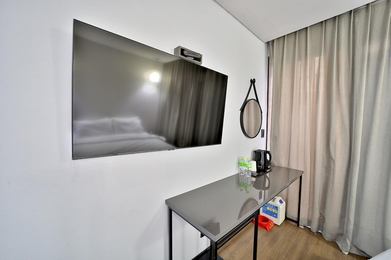 Bedroom 16