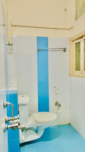 Bathroom 3, Half Moon Palace Chennai, Chennai