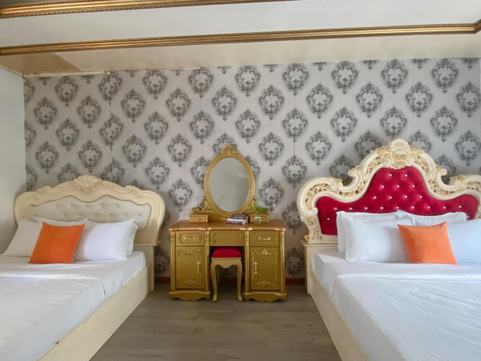 Bedroom 16