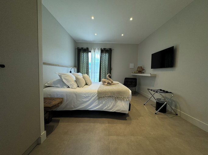 Bedroom 4, Le Petit Hotel De Pianottoli Caldarello, Corse-du-Sud