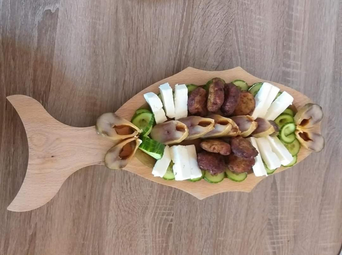 Food & Drinks 5, Casa ERIC, Crisan