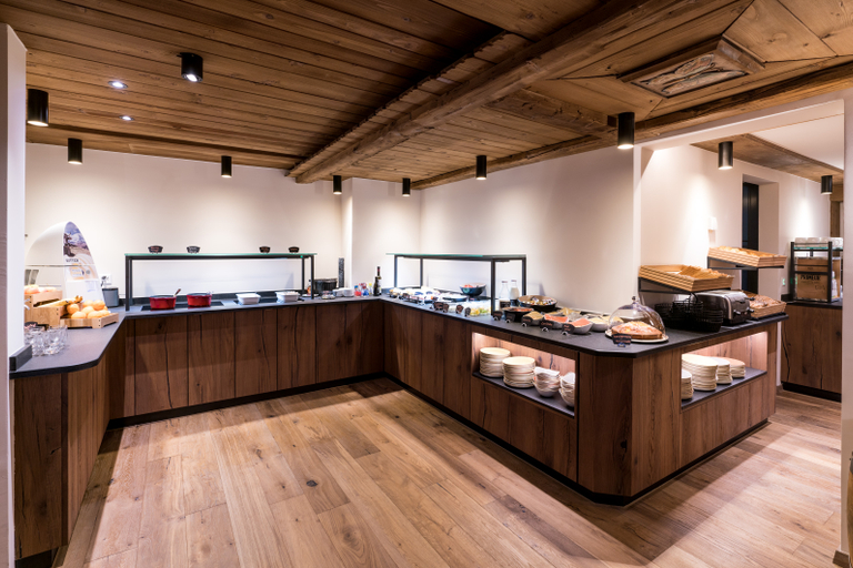 Food & Drinks 4, Hotel Butterfly, Visp