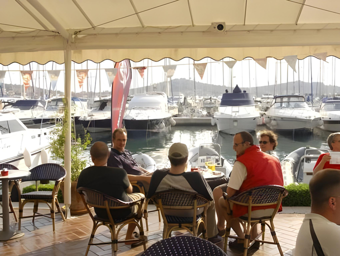 Food & Drinks 4, Hotel Stomorin-Marina Hramina, Murter