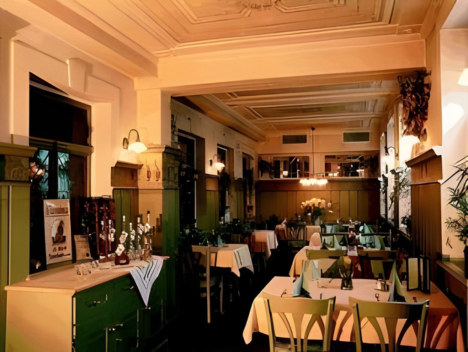 Food & Drinks 5, Brauereigasthof Zum Lowenbrau, Erlangen-Höchstadt