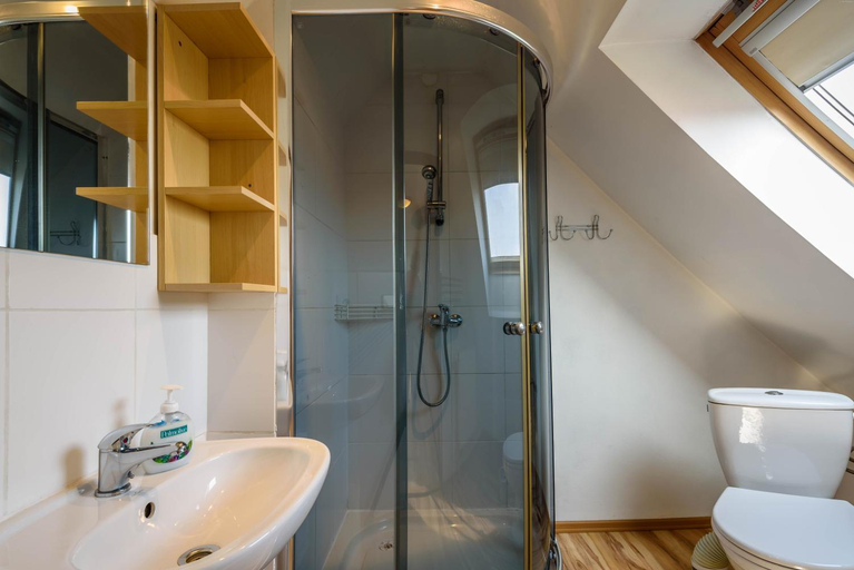Bathroom 3, Ubytovanie Fillomena, Liptovský Mikuláš