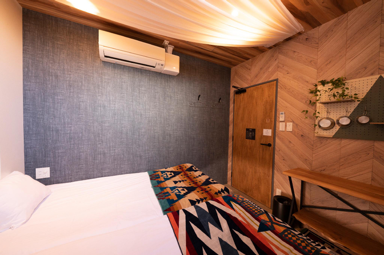 Bedroom 12