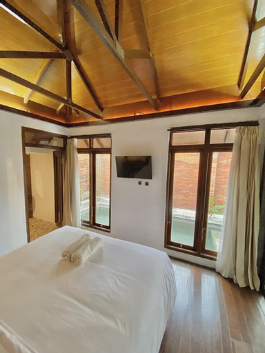 Bedroom 11