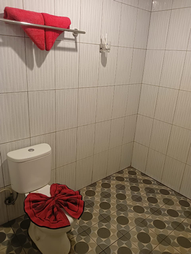 Bathroom 8