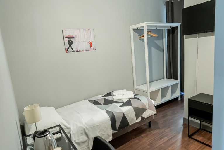Bedroom 2, Trastevere Guestrooms, Rome