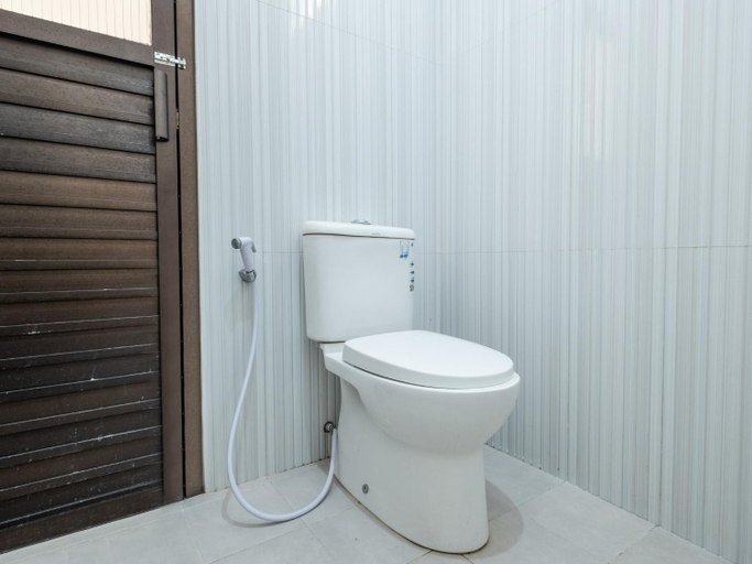 Bathroom 5, Hotel Parahyangan, Tasikmalaya