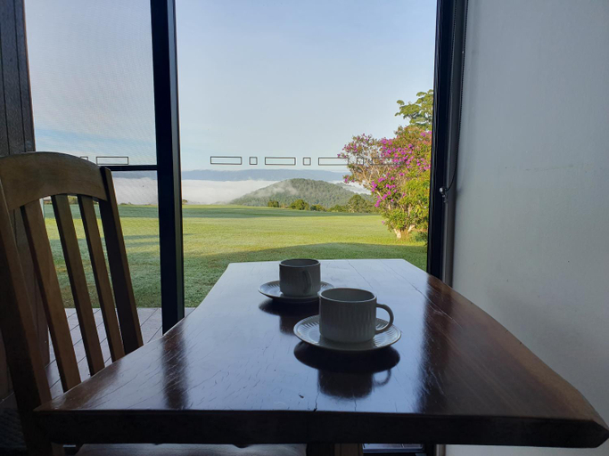 Others 2, Modern Couples Getaway, Caloundra - Hinterland