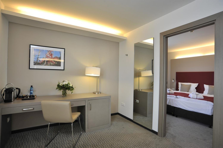 Bedroom 12