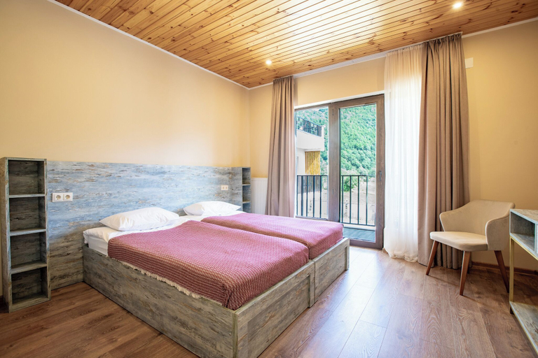Bedroom 2, Annes Hotel, Mestia