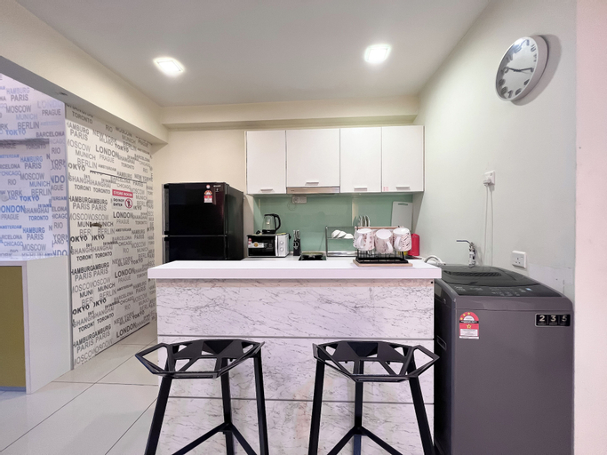 Dining Room 27