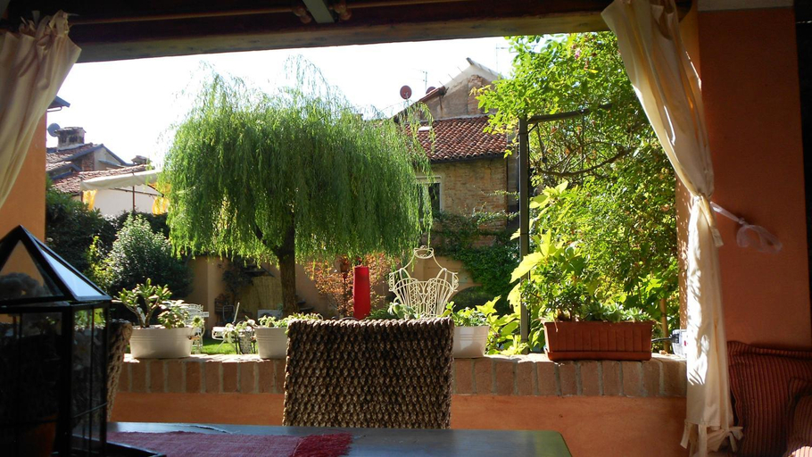 Others 2, Lori's Inn, Cuneo