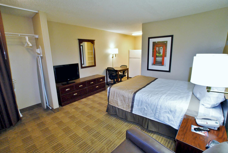Bedroom 24