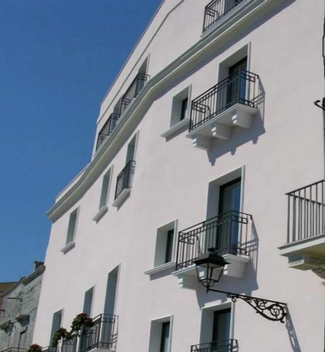 Exterior & Views 2, baja delle sirene, Taranto