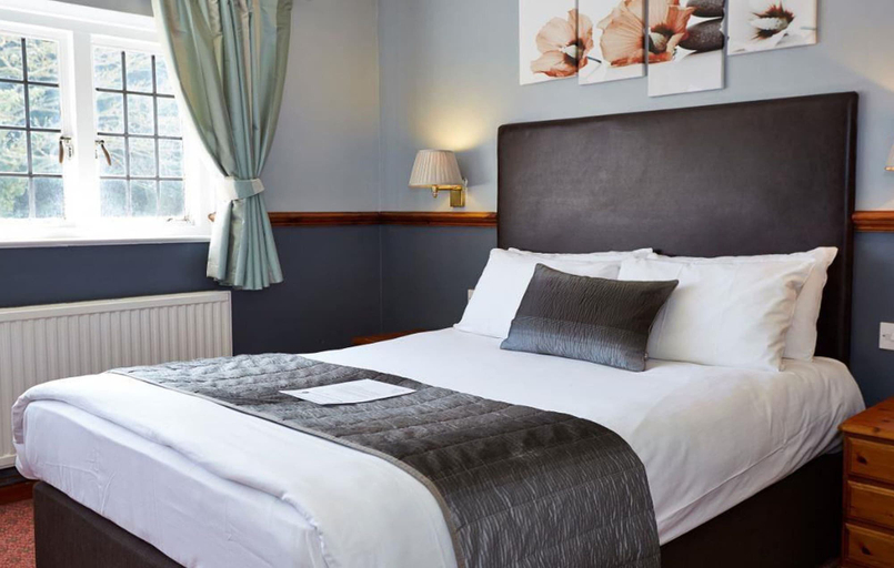 Bedroom 3, Dog House  by Chef and Brewer Collection, Oxfordshire