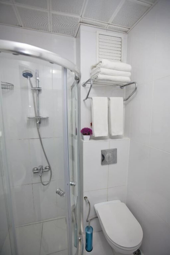 Bathroom 5, HOTEL BULVAR, Fatih
