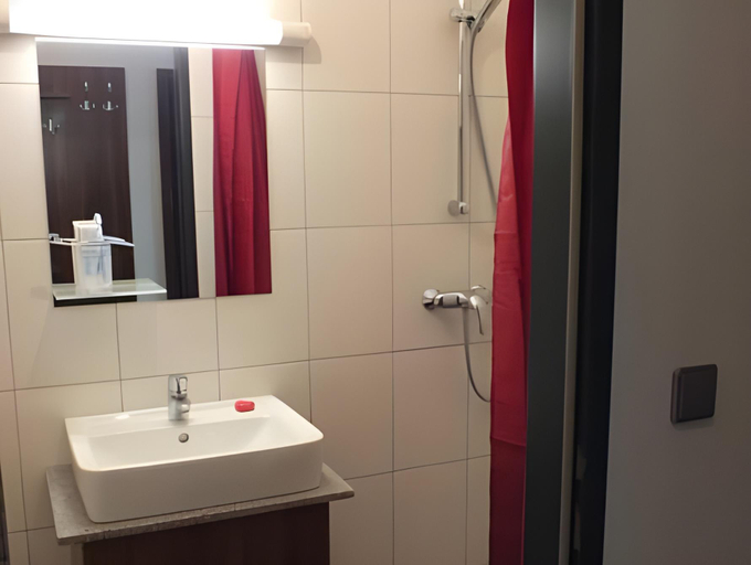 Bathroom 3, Hotel Fabrik Vosendorf, Mödling
