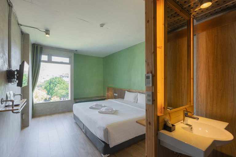 Bedroom 10