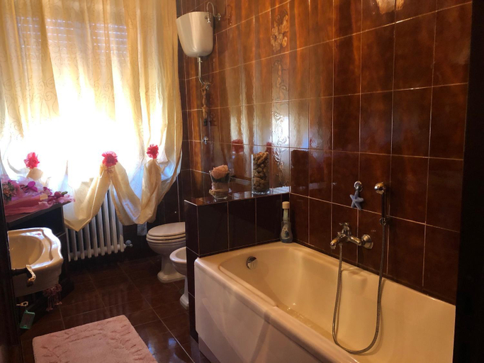 Others 5, B&b ANNA, Viterbo