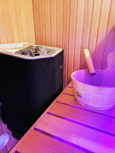 Sauna 2, La chambre de KERLAGATU, Finistère