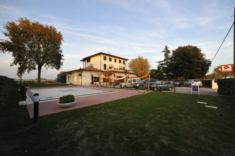 Others 5, Terzo Bacino, Venezia