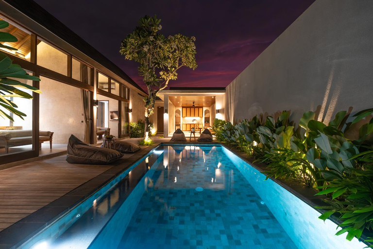 Swimming Pool 28