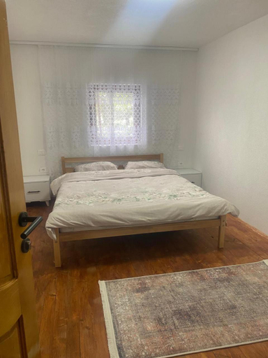 Guesthouse Mountain, Tropojës