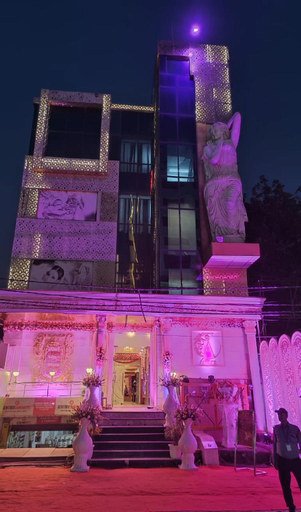 Amaira Hotels and Banquets, Gautam Buddha Nagar