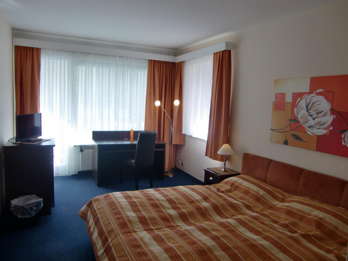 Bedroom, Grainauer Hof, Garmisch-Partenkirchen