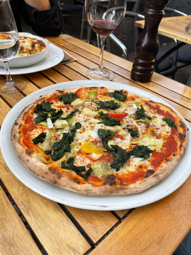 Food & Drinks, Haus zur Eiche Private 1 Zimmerstudios, Plessur