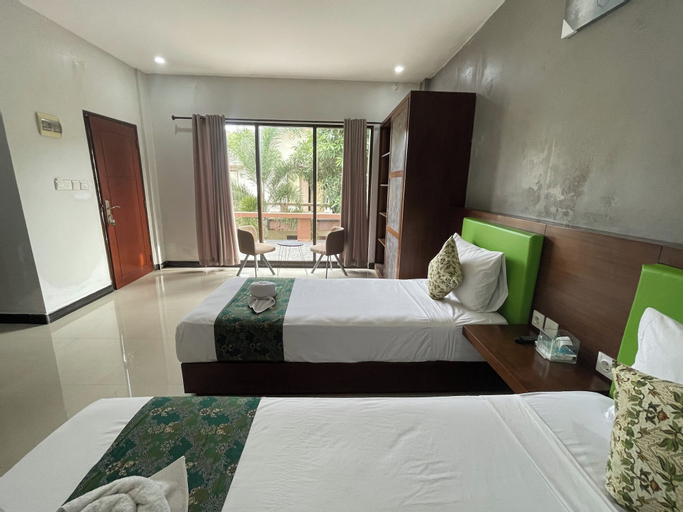 Bedroom 13