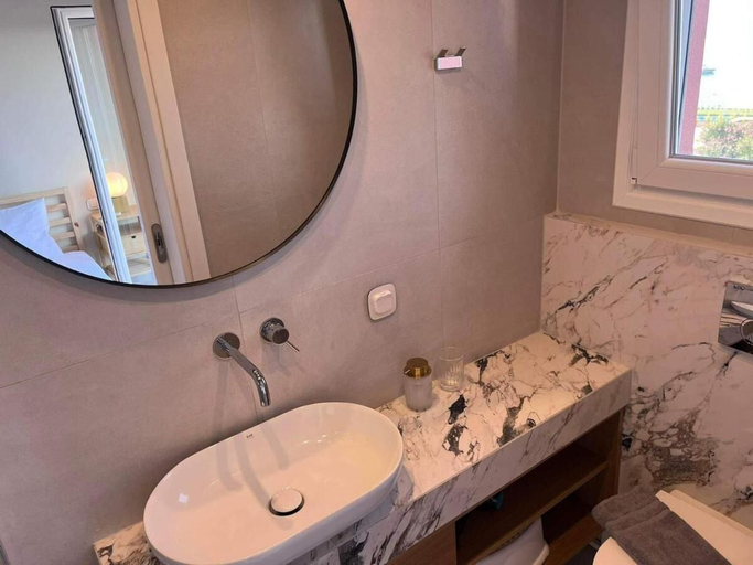 Bathroom 4, Twin Villas, Central Macedonia