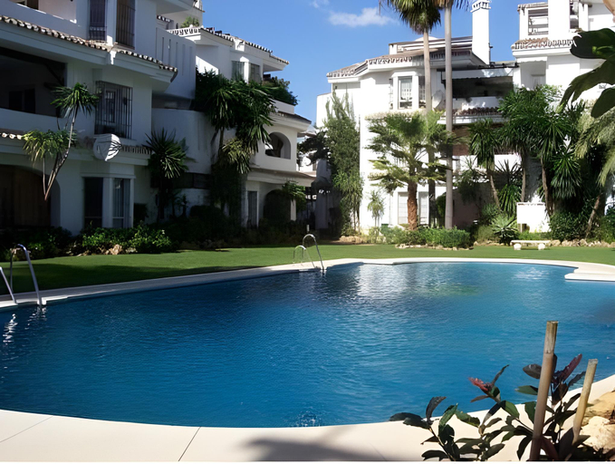 Sport & Beauty 5, SERINAMAR- Los Naranjos de Marbella, Málaga