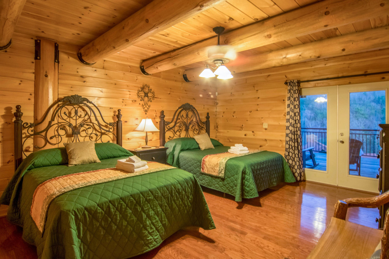 Bedroom 2, Moose Hollow Lodge, Sevier