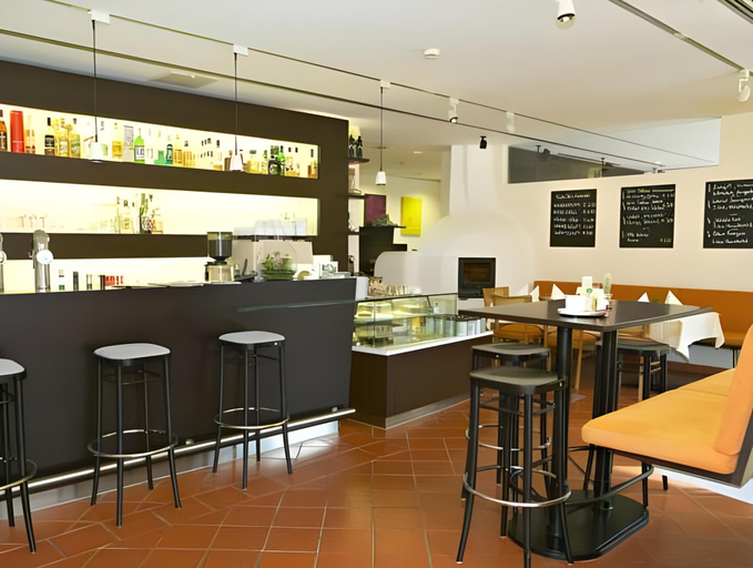 Others 3, Der Loffler 3ˢ Superior-Hotel am Semmering, Neunkirchen