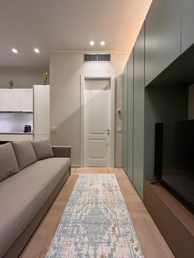 Others 5, De Angeli's Suite, Milano