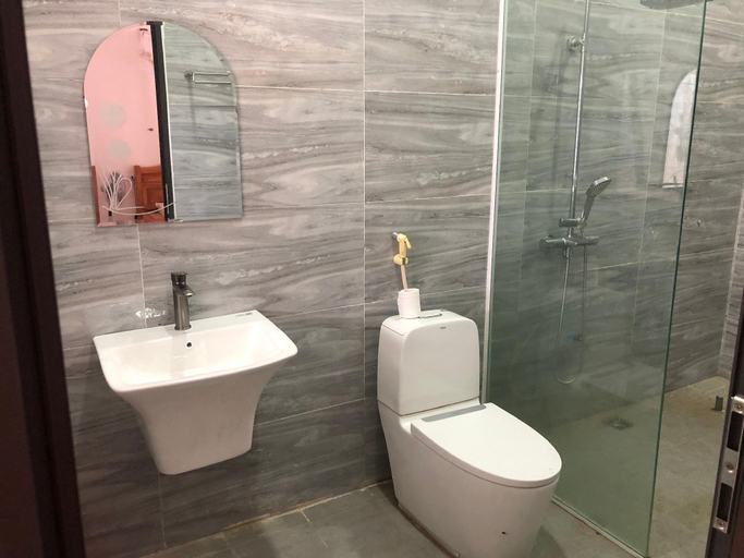 Bathroom 2, A Thía homestay, Điên Biên Phủ