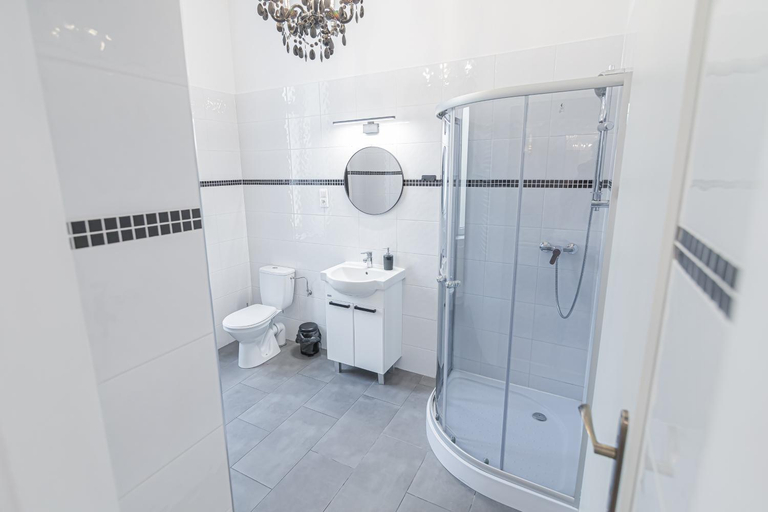 Bathroom 3, Royal Apartments, Kraków City