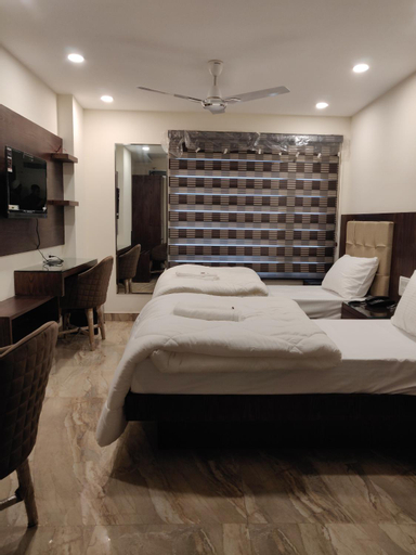 Bedroom 12
