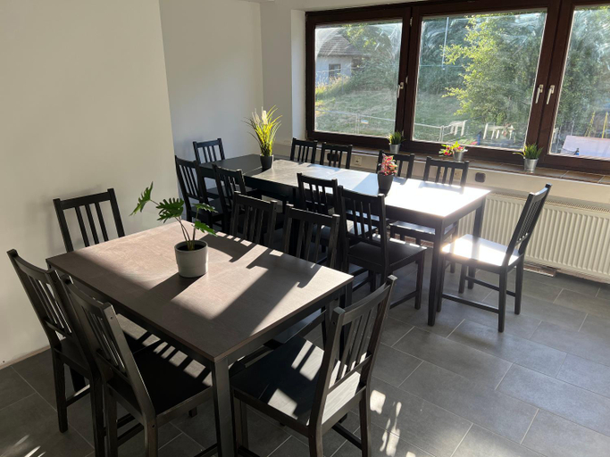 Others 3, Olymp Wettenberg - Monteurzimmer, Gießen