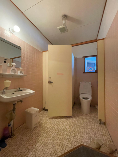 Bathroom 8