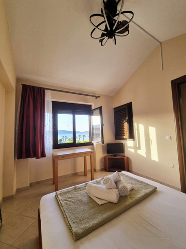 Bedroom 3, Ktima Amitsa, Central Macedonia
