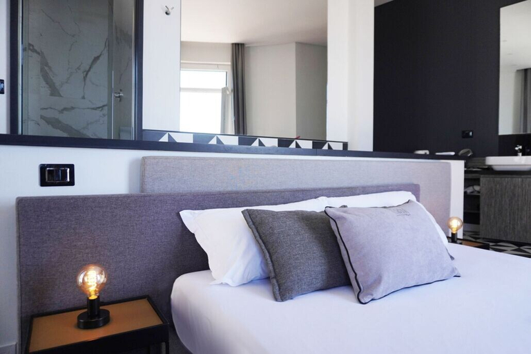 Bedroom 3, Gram Suites, Napoli