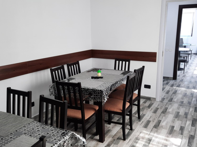 Others 5, CASA GIA CALIMANESTI, Calimanesti