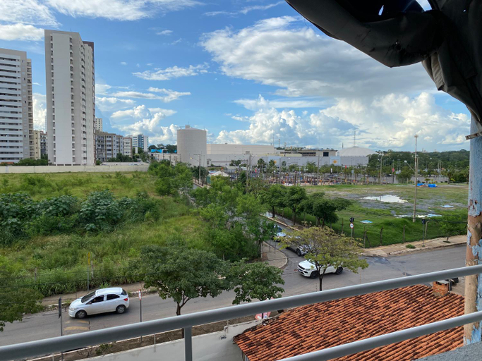 Others 5, Quarto em Apto ao lado Shopping, Cuiaba